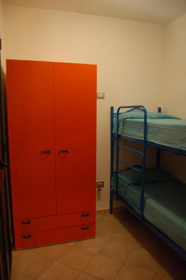 Via Costantino Appartement Budoni Buitenkant foto