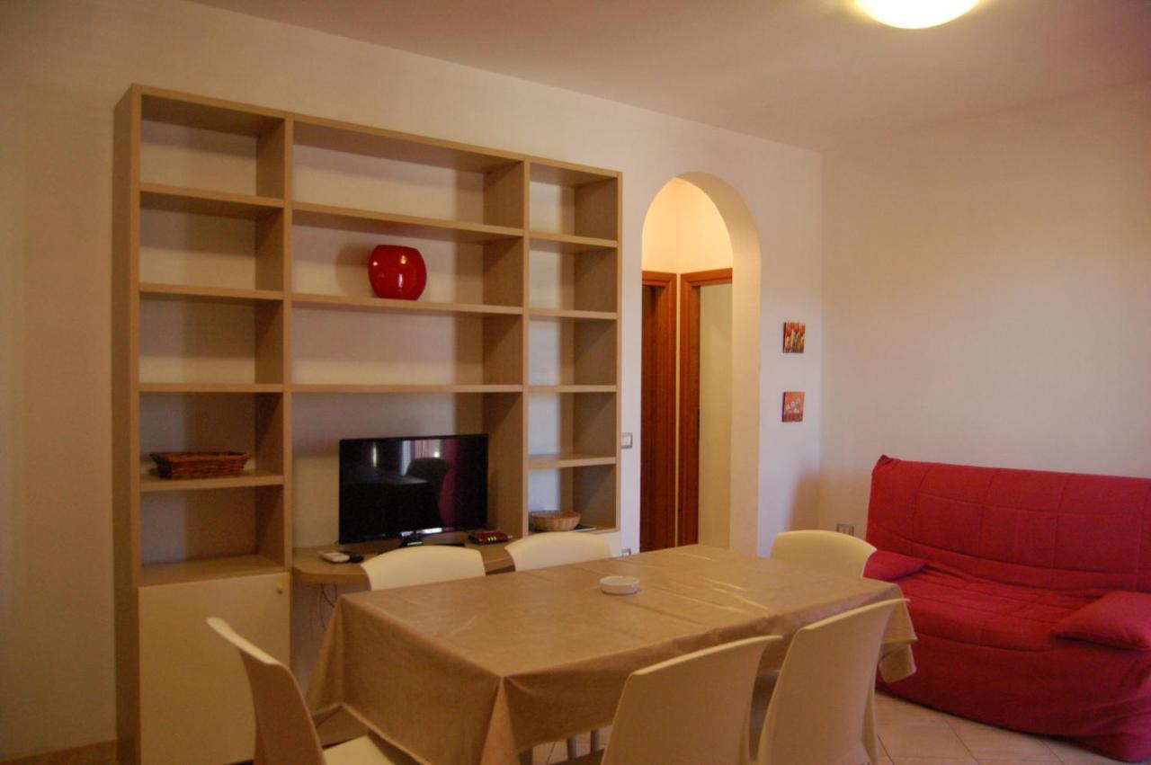 Via Costantino Appartement Budoni Buitenkant foto
