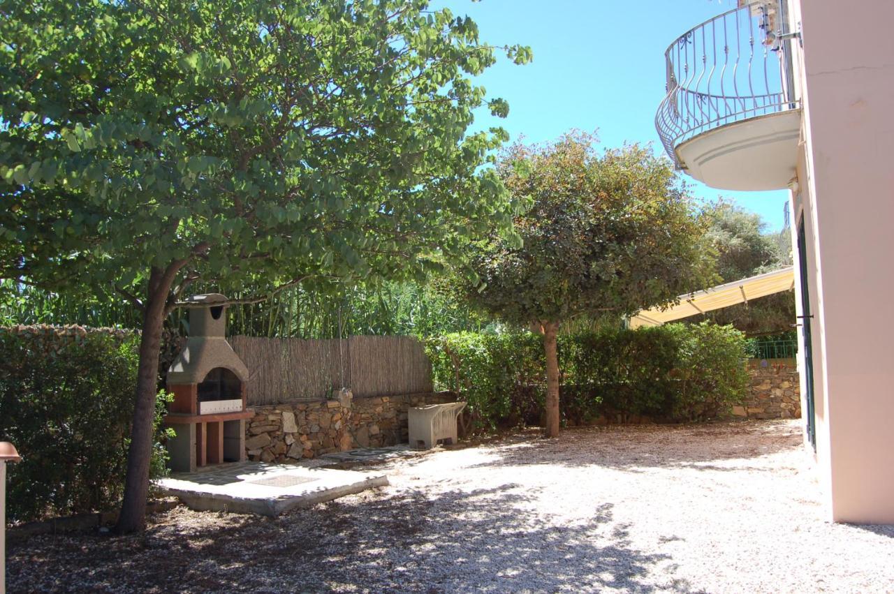 Via Costantino Appartement Budoni Buitenkant foto