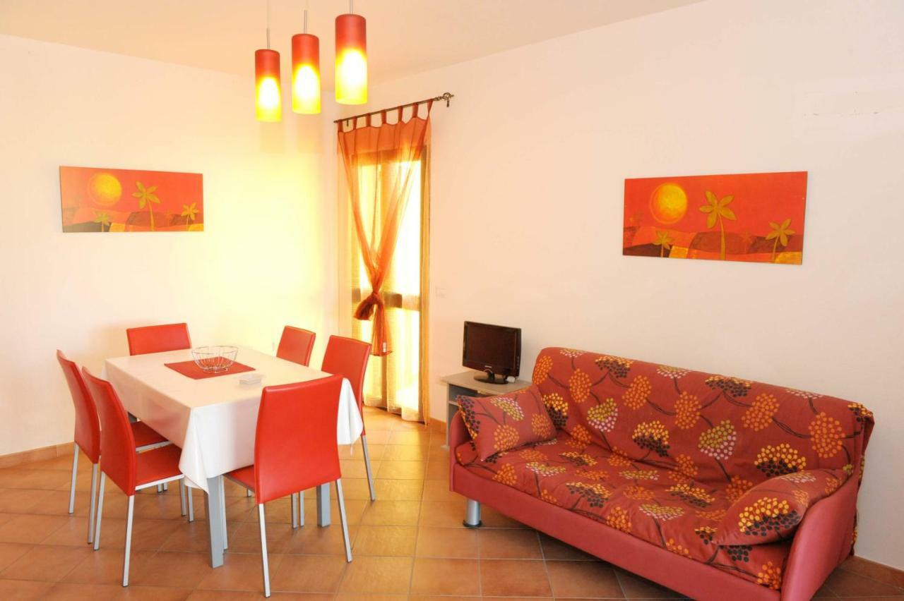 Via Costantino Appartement Budoni Buitenkant foto