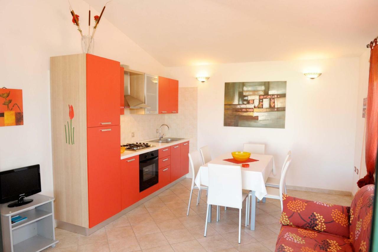 Via Costantino Appartement Budoni Buitenkant foto