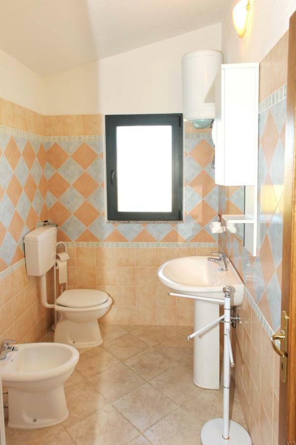 Via Costantino Appartement Budoni Buitenkant foto
