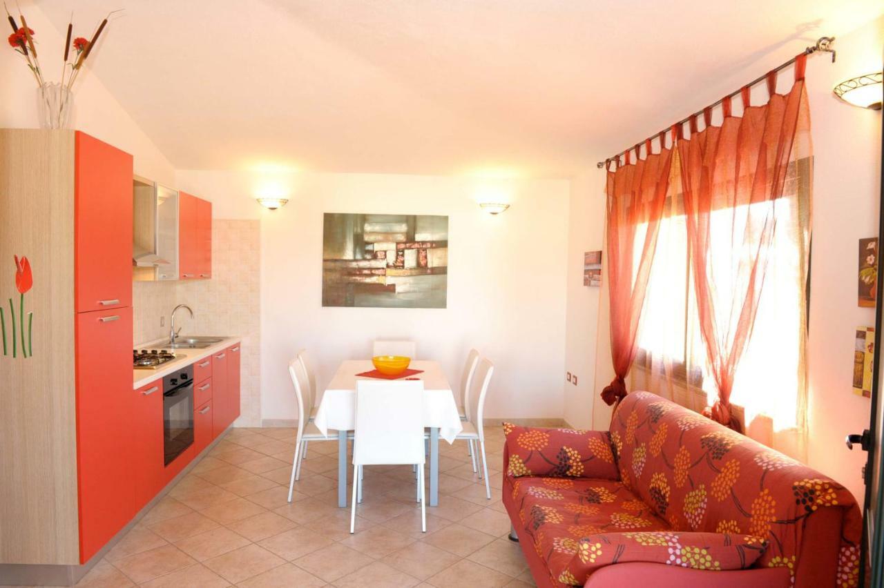 Via Costantino Appartement Budoni Buitenkant foto