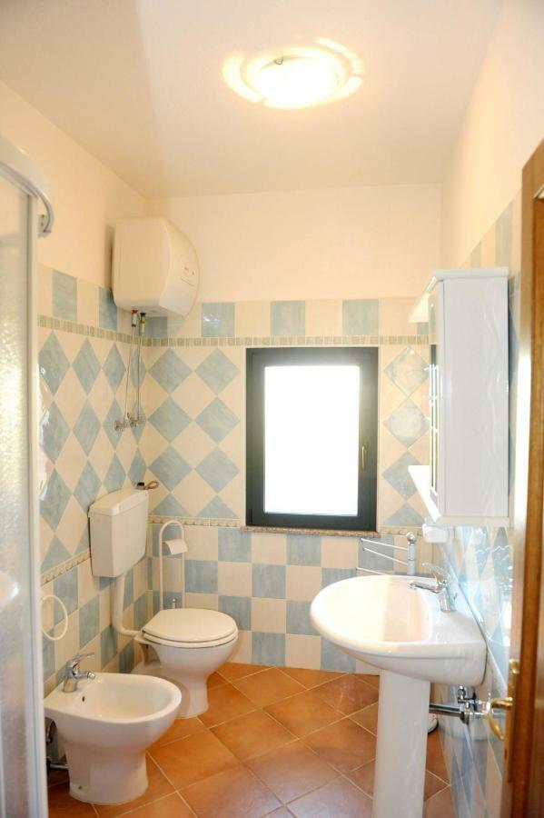 Via Costantino Appartement Budoni Buitenkant foto